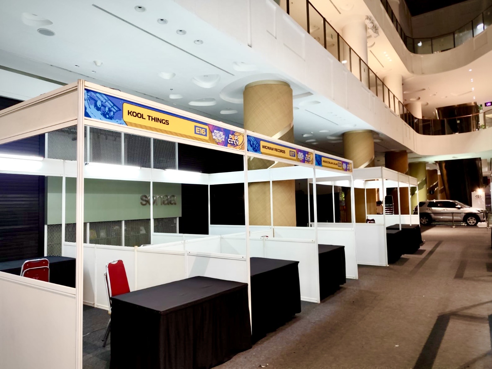Sewa Partisi R8 Booth untuk Pameran