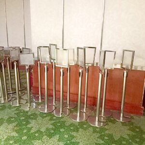 Sewa papan signage petunjuk ara